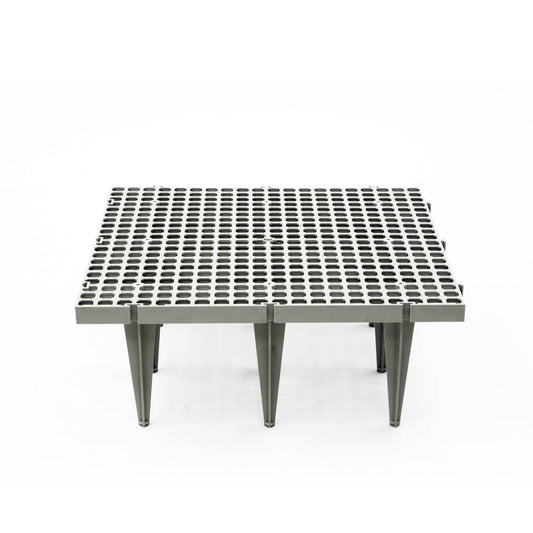 Slat Flooring - Small Hole (Legs: Medium)