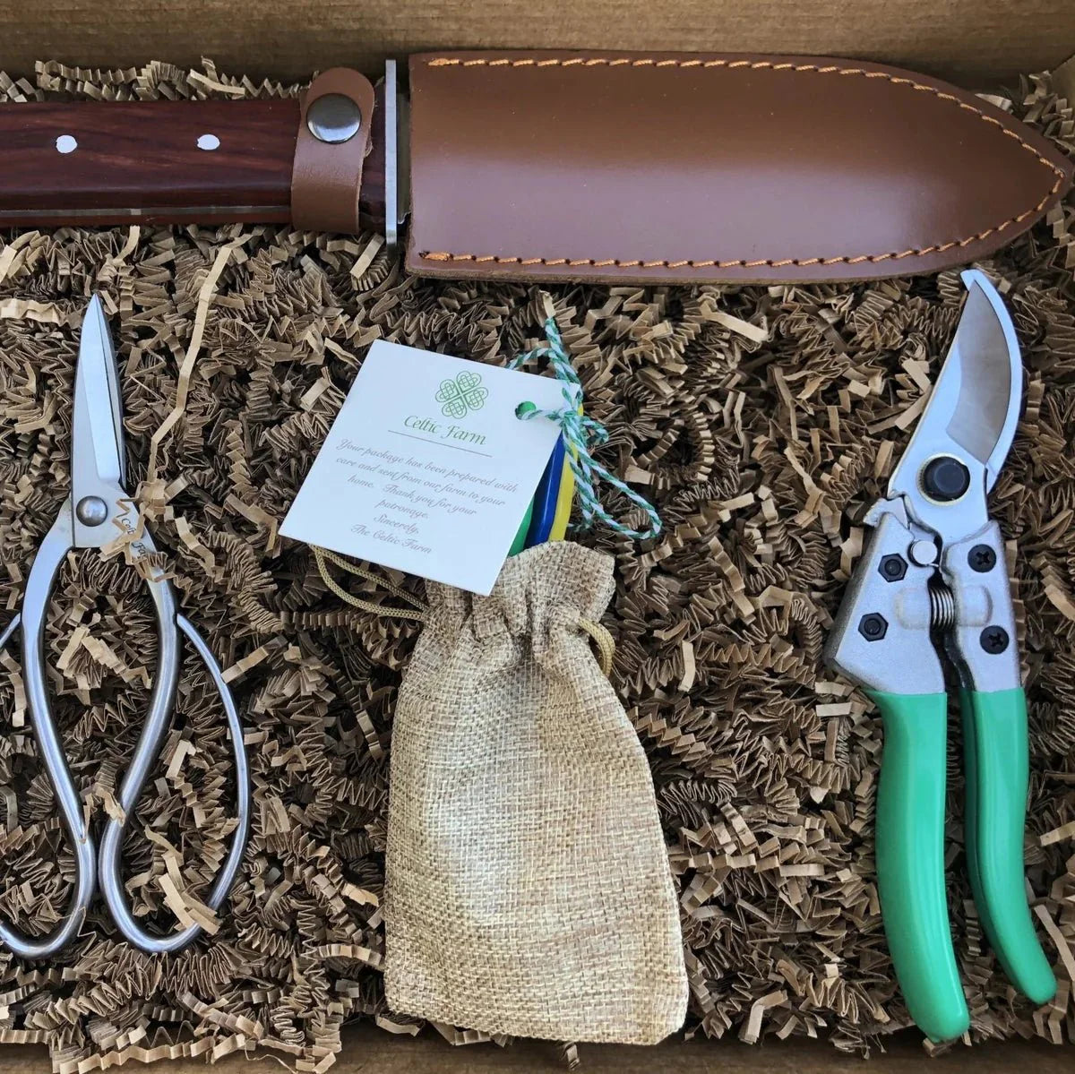 Ultimate Garden Gift Box - 4 Garden Tool Set (Hori Hori, Pruners, Garden Snips and Garden Tool Sharpeners) Tool Kit